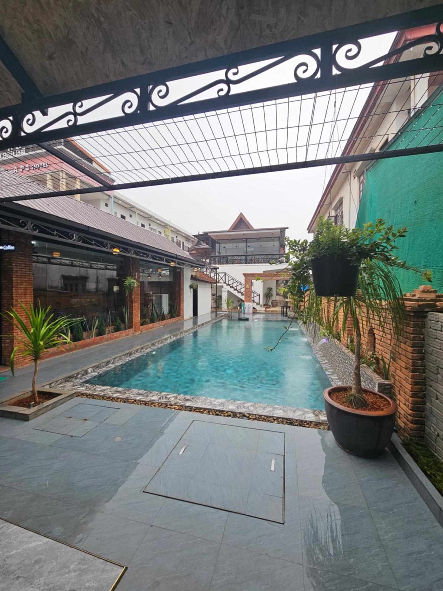 Win Hotel Vang Vieng Exterior photo