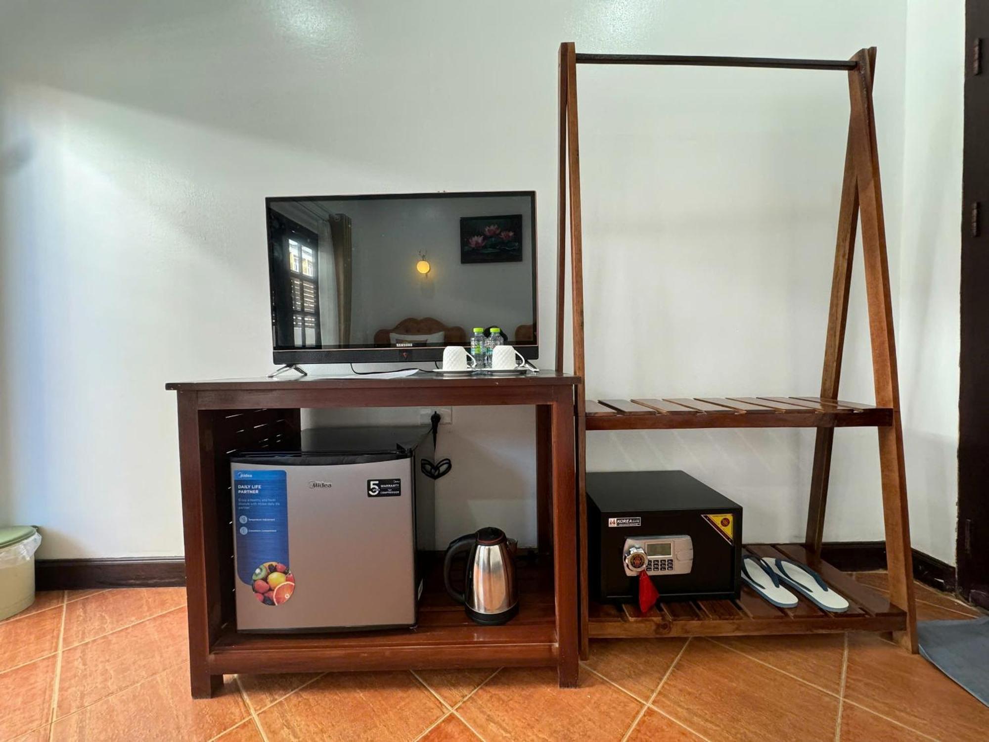Win Hotel Vang Vieng Exterior photo